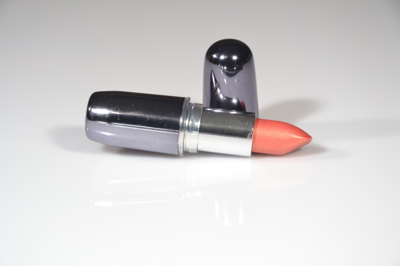 esthetique-GRASSE-min_lipstick-273109